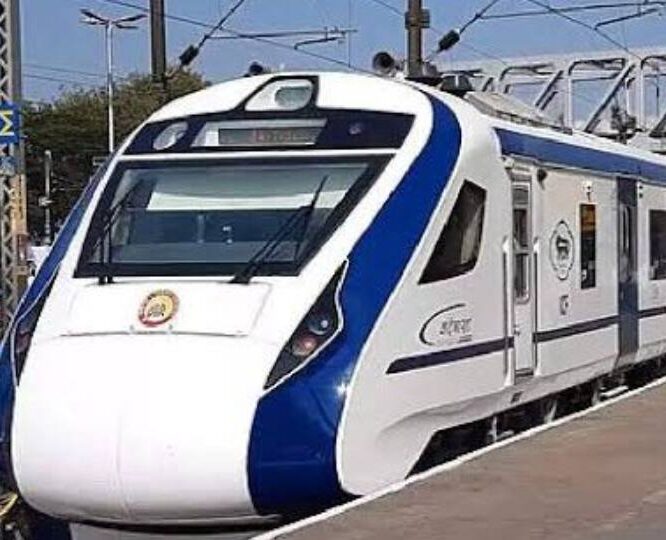 वंदे भारत ट्रेन में केवल शाकाहारी भोजन, नॉन-वेज ले जाना भी मना, जानिए क्यों लिया गया यह फैसला?