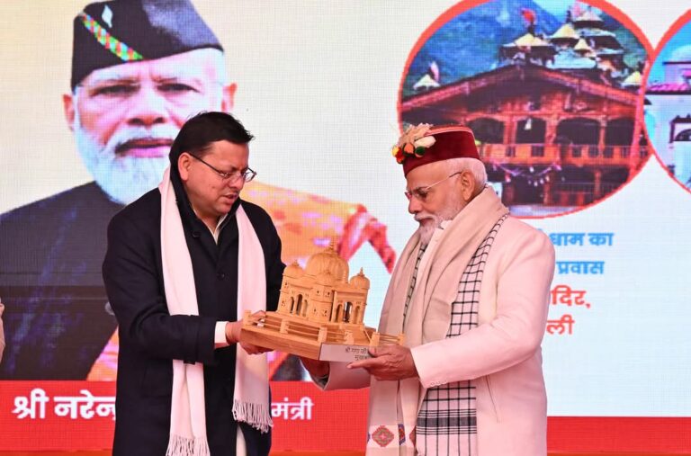 केदारनाथ और हेमकुंड रोपवे को मंजूरी, सीएम धामी ने जताया पीएम मोदी का आभार