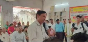 दिल्ली के कानून मंत्री कपिल मिश्रा ने लगाया जनसुनवाई कैंप