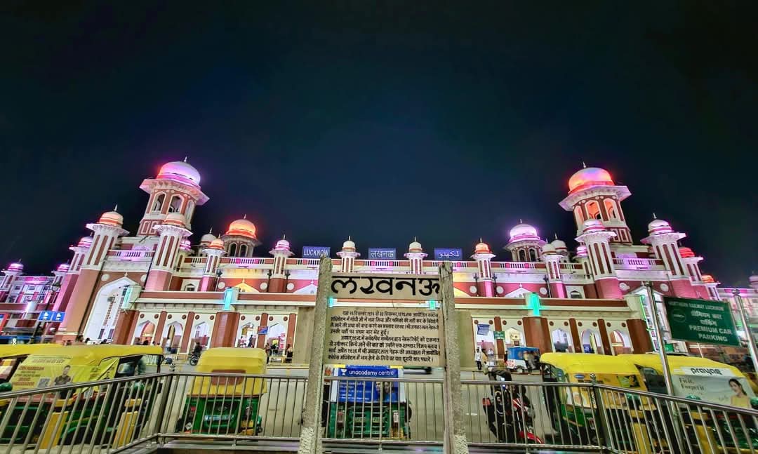 भारतीय रेलवे स्टेशन बने ऑपरेशन सिंदूर की शानदार जीत का प्रतीक!