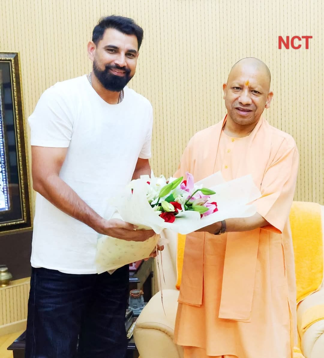 लखनऊ में Mohammed Shami की सीएम योगी से मुलाकात, शिष्टाचार भेंट