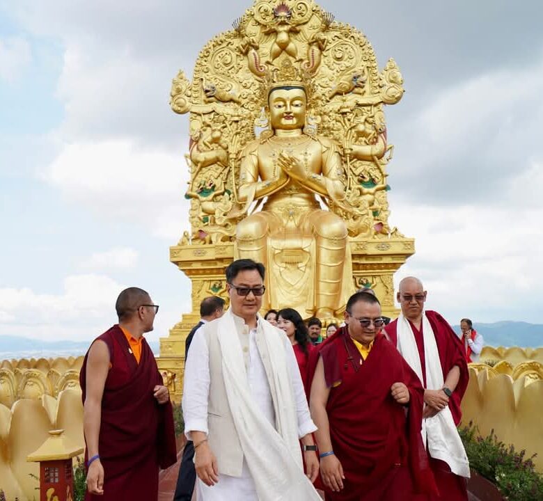 वियतनाम के समतेन हिल्स दालत का किरण रिजिजू ने किया दौरा, विश्व की सबसे बड़ी प्रार्थना चक्र के दर्शन किए