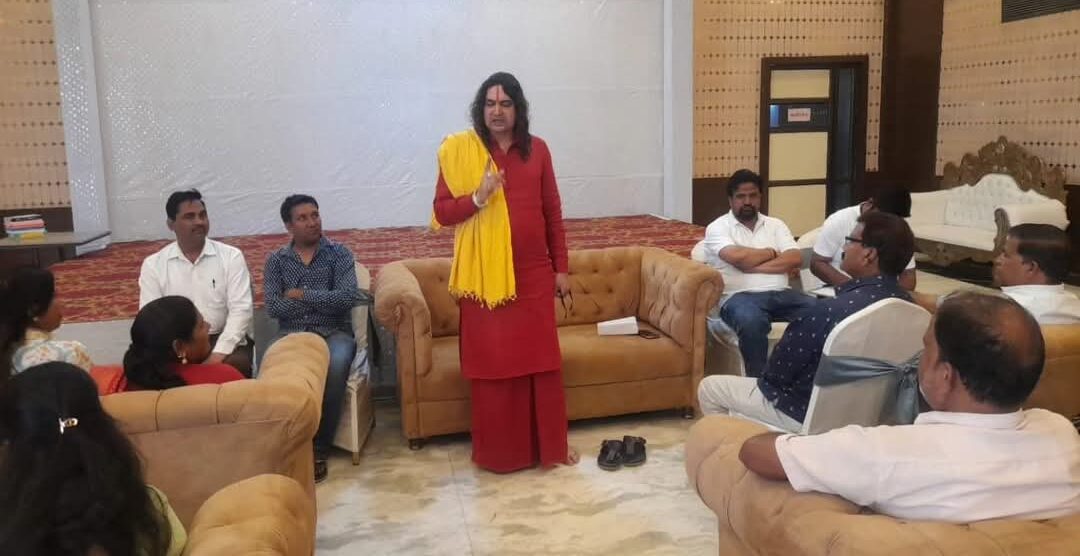 हवा महल में तिरंगा यात्रा की तैयारी जोरों पर, बालमुकुंद आचार्य ने किया जनसंपर्क का आह्वान