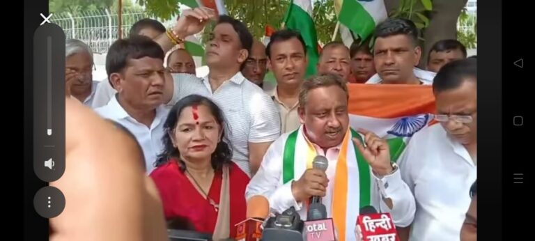 प्रवीण खंडेलवाल ने तिरंगा यात्रा और तुर्की से MoU खत्म करने का राष्ट्रहित में फैसला