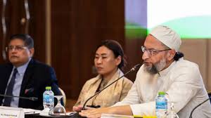 बहरीन में ओवैसी का पाकिस्तान पर तगड़ा हमला, FATF की ग्रे लिस्ट में वापसी की मांग