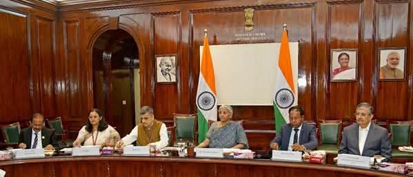 राष्ट्रीय निवेश और अवसंरचना कोष (NIIF) की संचालन परिषद की छठी बैठक नई दिल्ली में संपन्न, वित्त मंत्री निर्मला सीतारमण ने की अध्यक्षता
