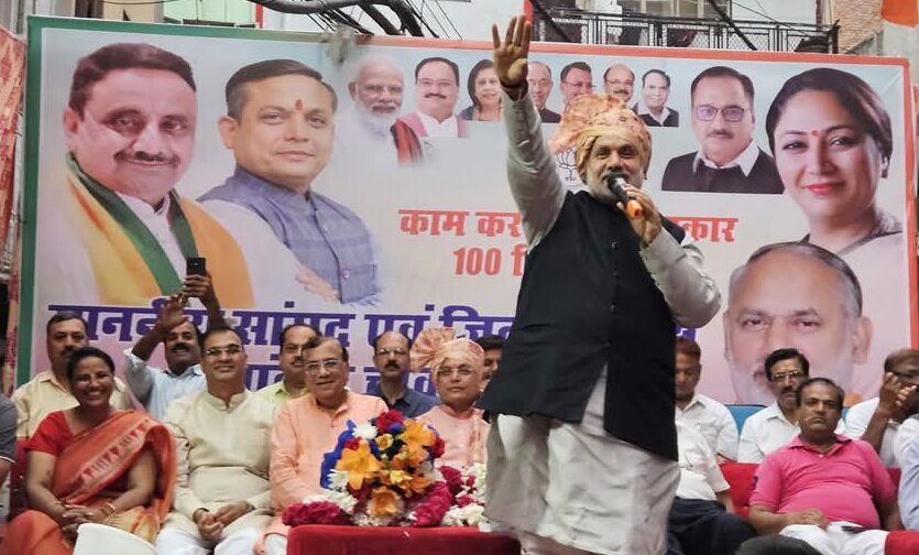 सदर बाजार में, अरविन्द गर्ग जी, का स्वागत, दिल्ली सरकार की 100 दिन की उपलब्धियों का जश्न