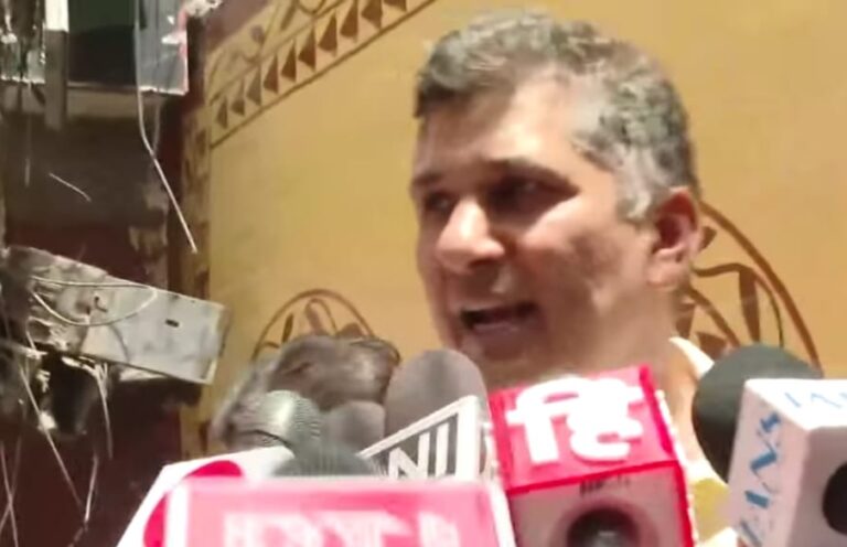 बीजेपी के 100 दिन पर AAP का हमला: 'नाम बदलने और पेंट करने को उपलब्धि बता रही है सरकार'