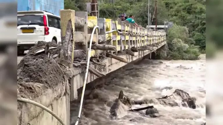 हिमाचल प्रदेश के 6 जिलों में बारिश का ऑरेंज अलर्ट जारी, सोलन में बाढ़ जैसे हालात