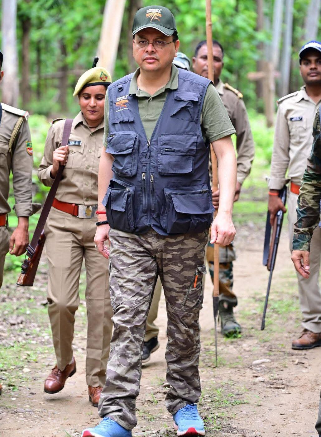 पुष्कर सिंह धामी ने कार्बेट नेशनल पार्क में किया जंगल सफारी का आनंद, ‘एक पेड़ माँ के नाम’ अभियान के तहत 1000 पौधे रोपे