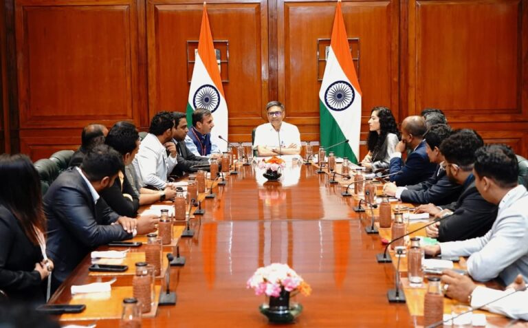 भारत यात्रा पर Sri Lanka के युवा राजनेताओं का प्रतिनिधिमंडल, विदेश सचिव विक्रम मिस्री से की मुलाकात