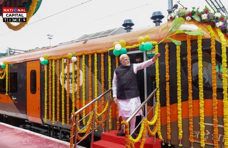 PM मोदी ने दिखाई तीन नई वंदे भारत ट्रेनों को हरी झंडी, पर्यटन और व्यापार को मिलेगा बढ़ावा