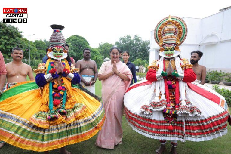 CM: रेखा गुप्ता ने जन सेवा सदन में ओणम उत्सव की दी बधाई, कहा – “ओणम सौहार्द, समृद्धि और कृतज्ञता का शाश्वत पर्व है