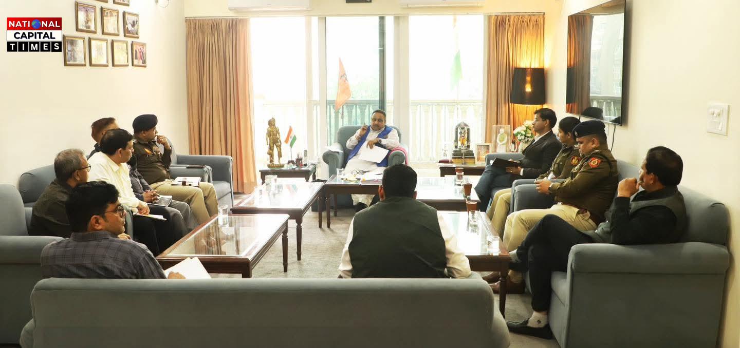 Delhi: चाँदनी चौक में व्यापक सुधार को लेकर सांसद प्रवीण खंडेलवाल की महत्वपूर्ण बैठक