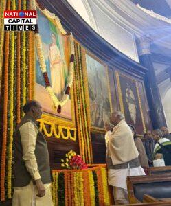 इंदिरा गांधी की जयंती पर कांग्रेस नेताओं ने संसद में दी श्रद्धांजलि