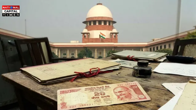 20 रुपये की रिश्वत के आरोप में 30 साल चला मुकदमा, सुप्रीम कोर्ट ने क्यों पलटी गुजरात के कर्मचारियों की सजा?